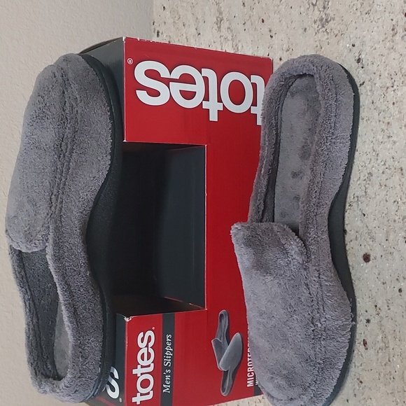 NEW- Totes Microterry Clog Slipper. Size-XL (11-12) Charcoal color. - Picture 6 of 6